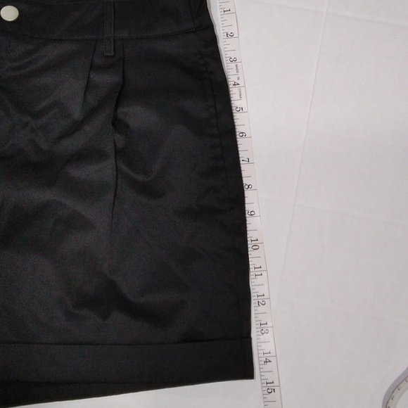 Women's black shorts - Picture 5 of 7